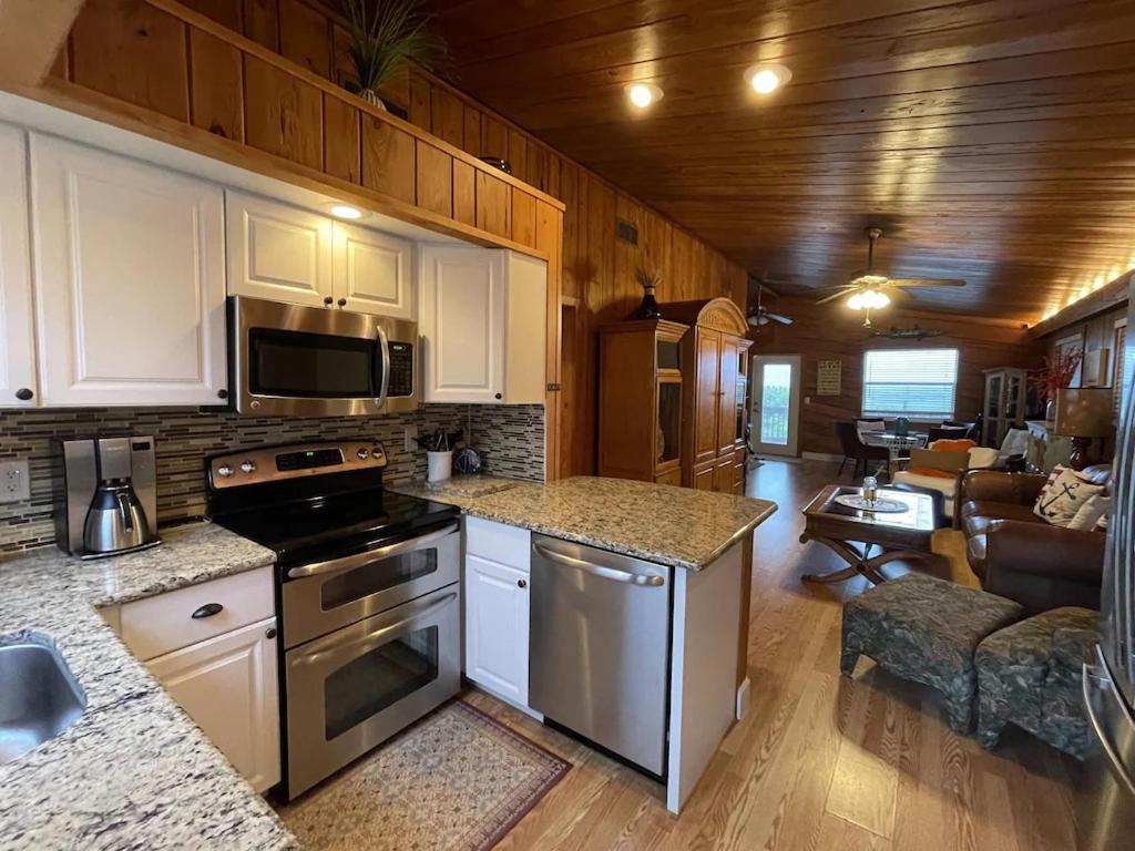 Comfy Beach House On Vero Beach Exterior photo