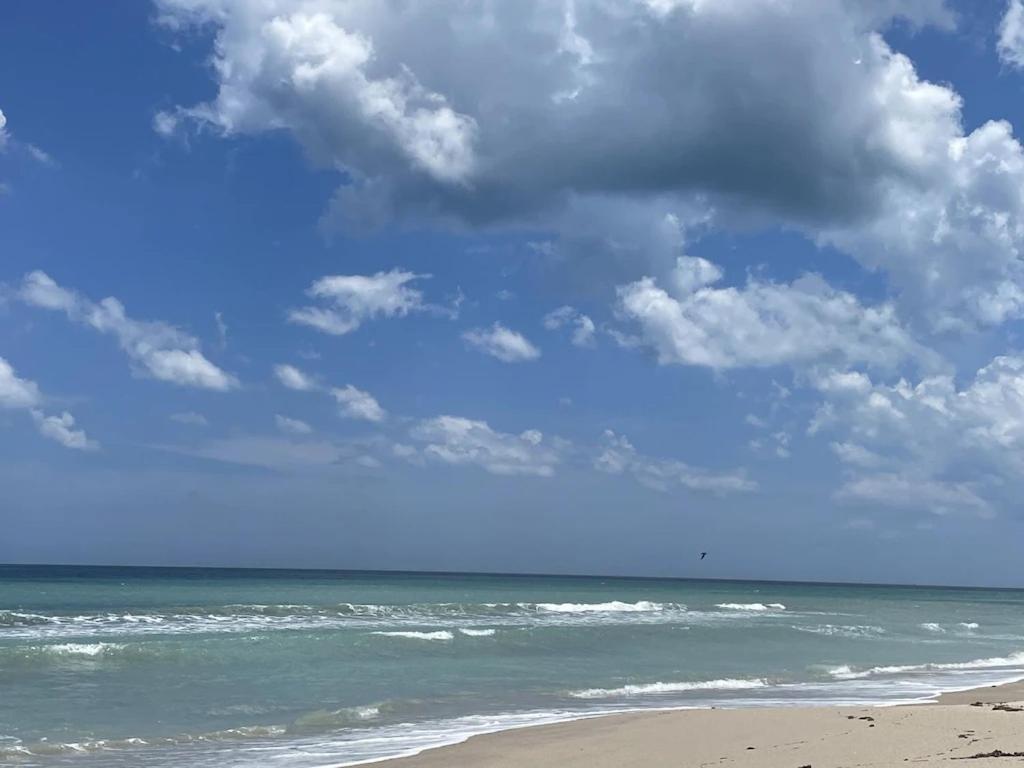 Comfy Beach House On Vero Beach Exterior photo